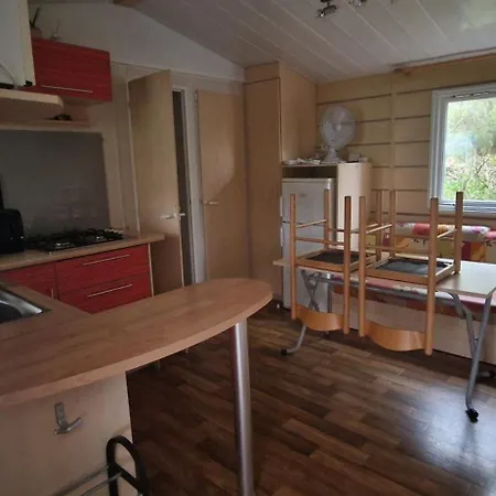 Camping Mobil-home Avec Grande Terrasse